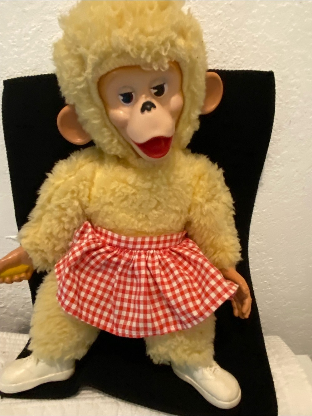 RUSHTON Vtg 1950’s “Tippy Rubber Faced
Monkey Doll 16” w/Banana+Apron” EUC